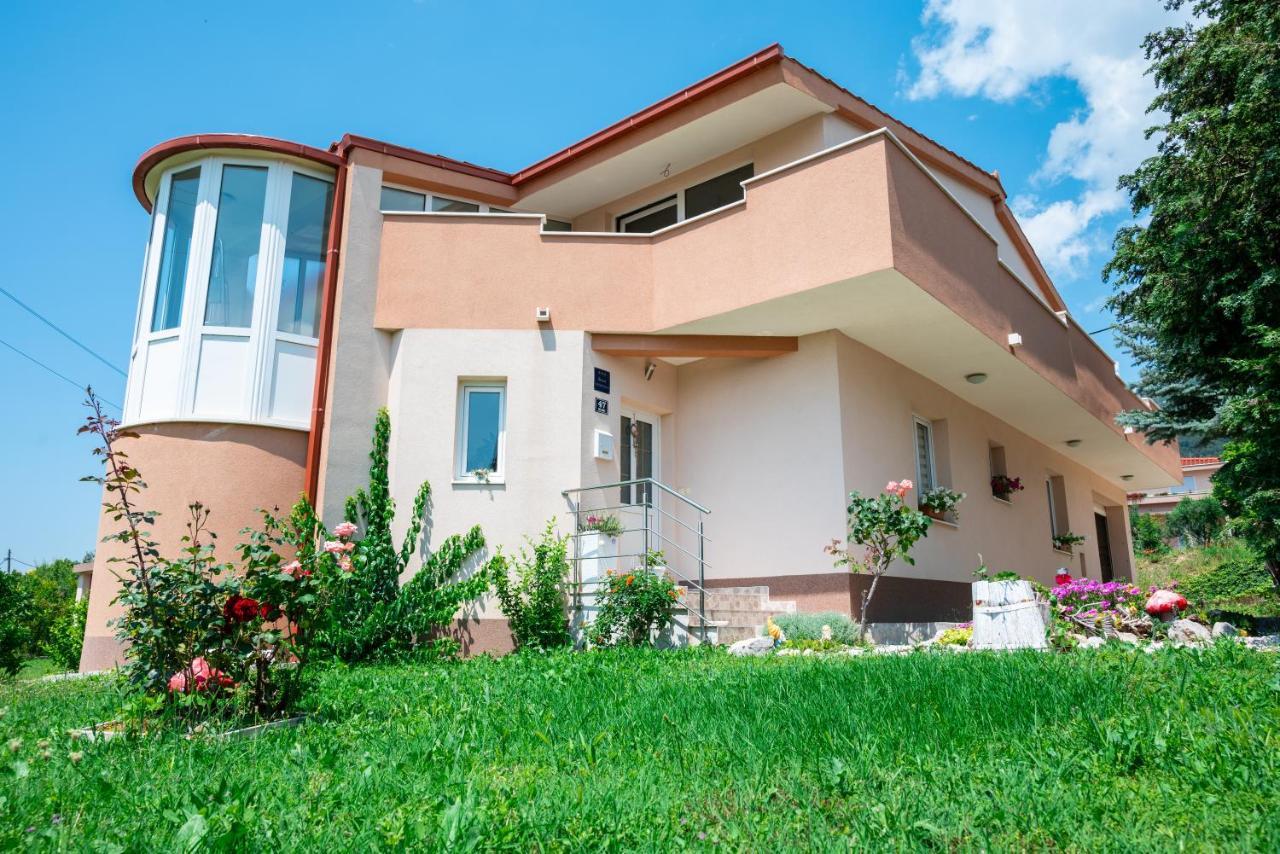 Nadalina Apartment Kastel Stari Екстер'єр фото