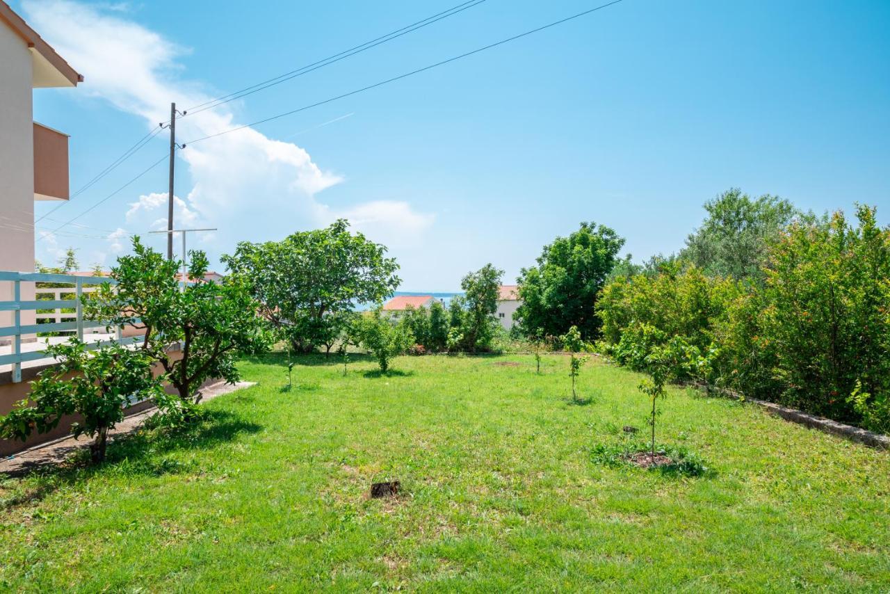 Nadalina Apartment Kastel Stari Екстер'єр фото