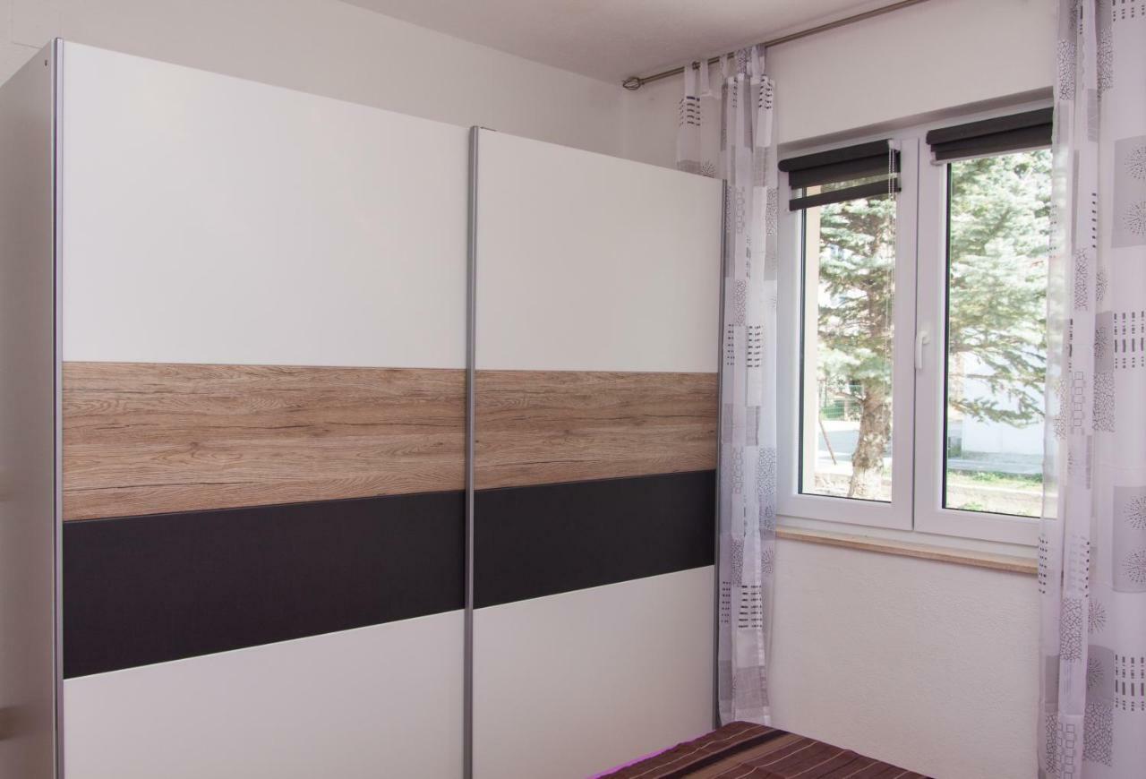 Nadalina Apartment Kastel Stari Екстер'єр фото