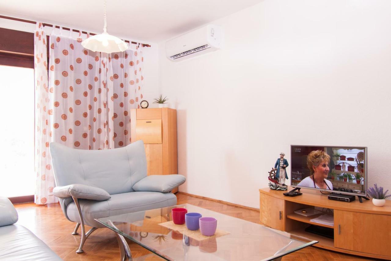 Nadalina Apartment Kastel Stari Екстер'єр фото
