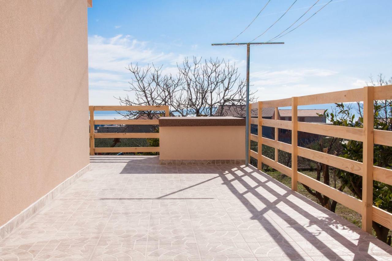 Nadalina Apartment Kastel Stari Екстер'єр фото