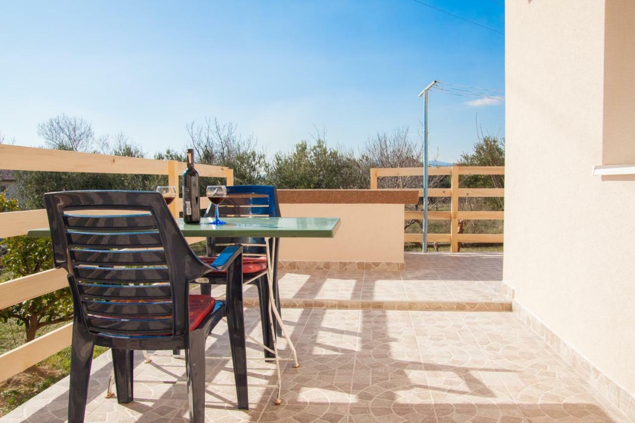 Nadalina Apartment Kastel Stari Екстер'єр фото